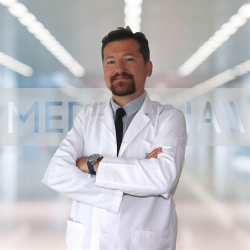 Assoc. Dr. Emre Günakan