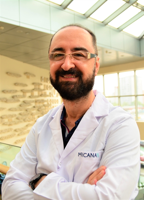 Dr. Mustafa Bilir  